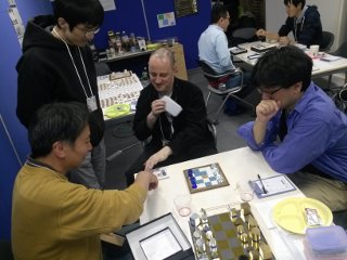 会の様子