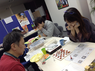 会の様子